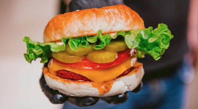 Fantastic V, el fast-food vegano pensado para carnívoros